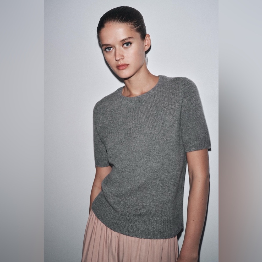 Zara Wool Blend Grey Cropped Short Sleeve Sweater size small